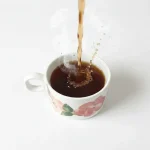 نیم لیوان دسته دار طرح گل